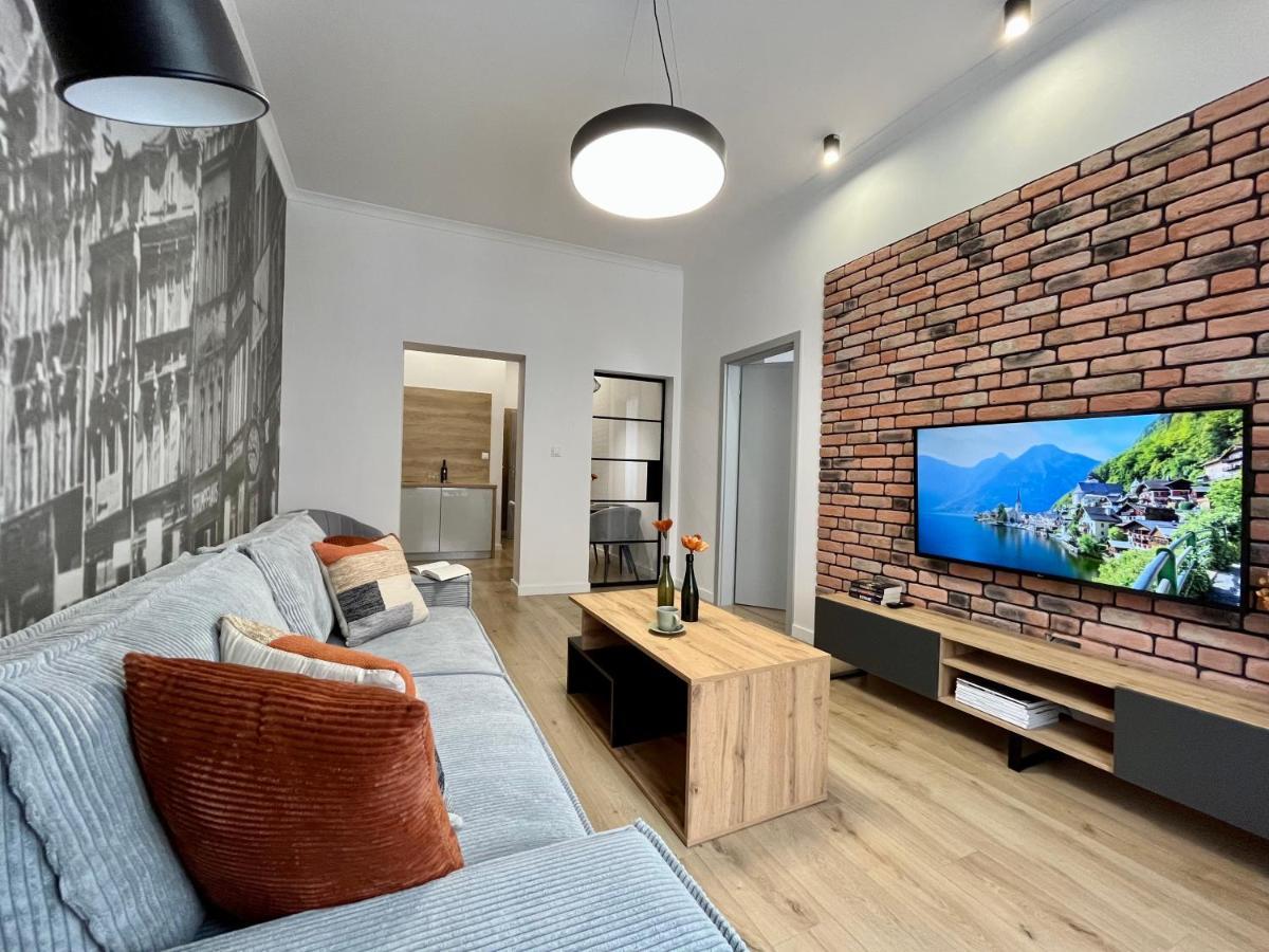 Luna Apartments Jelenia Gora Bagian luar foto
