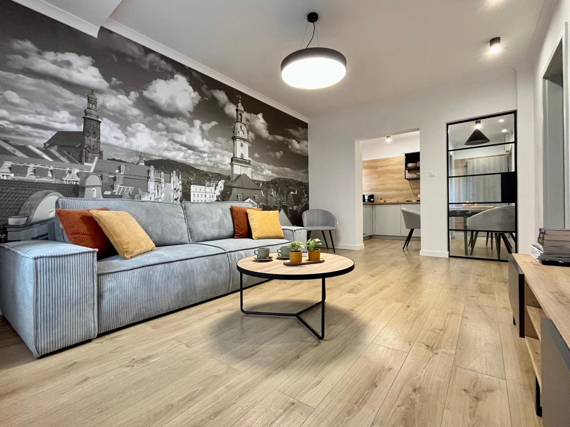 Luna Apartments Jelenia Gora Bagian luar foto
