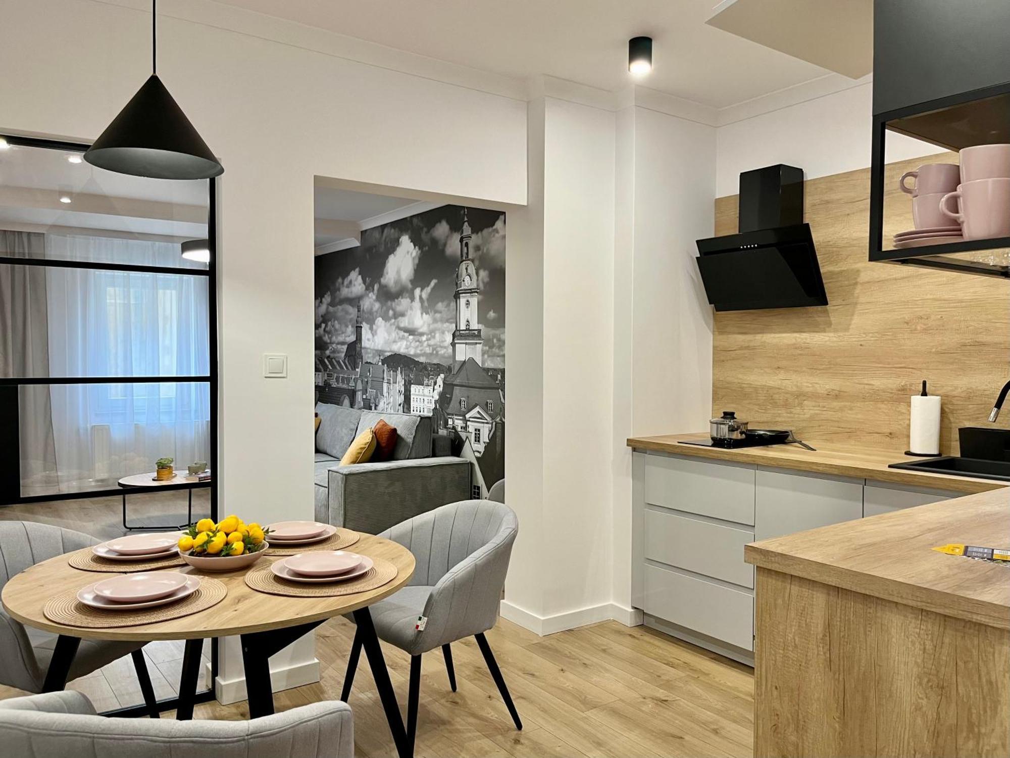 Luna Apartments Jelenia Gora Bagian luar foto