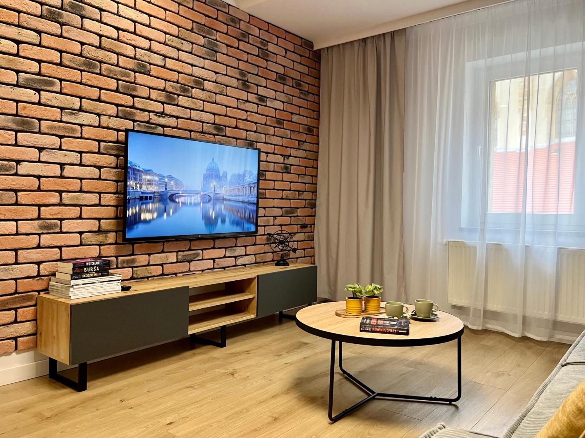 Luna Apartments Jelenia Gora Bagian luar foto