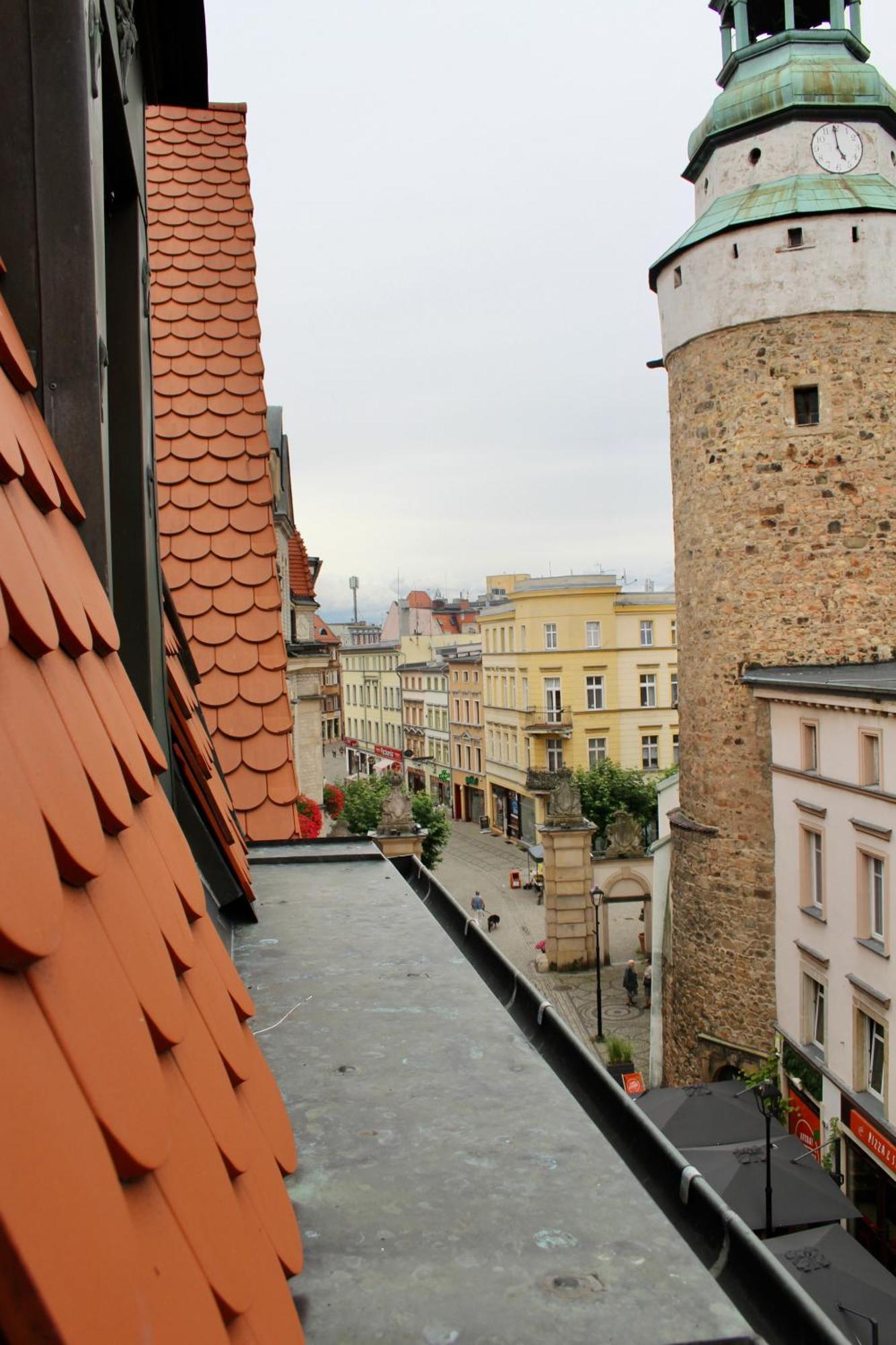 Luna Apartments Jelenia Gora Bagian luar foto