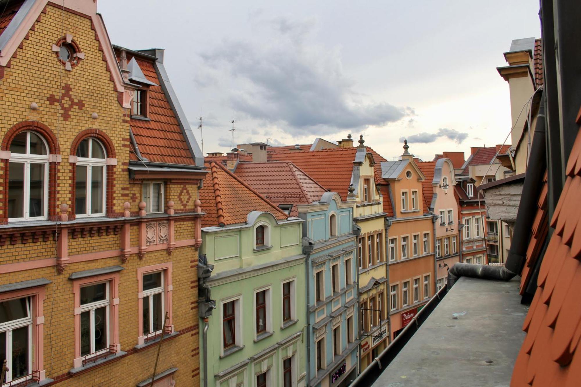 Luna Apartments Jelenia Gora Bagian luar foto