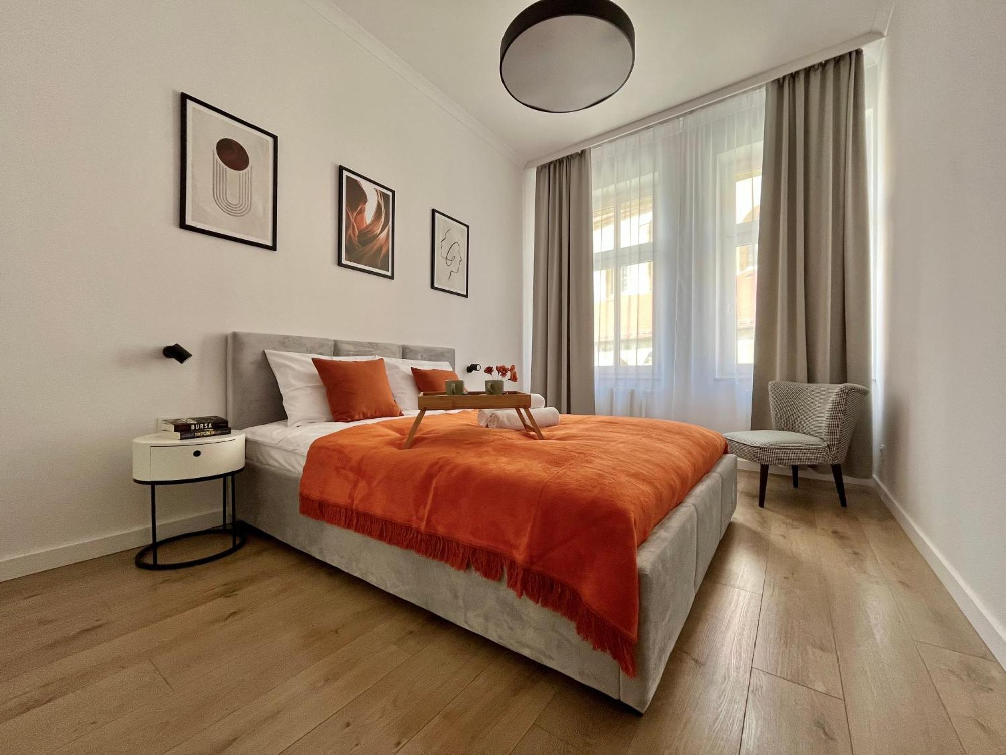 Luna Apartments Jelenia Gora Bagian luar foto